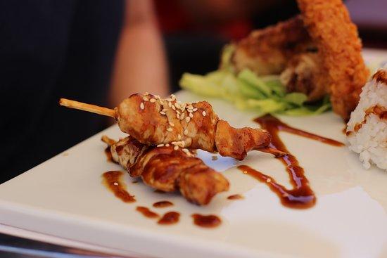 Mango Zen Pool & Restaurant